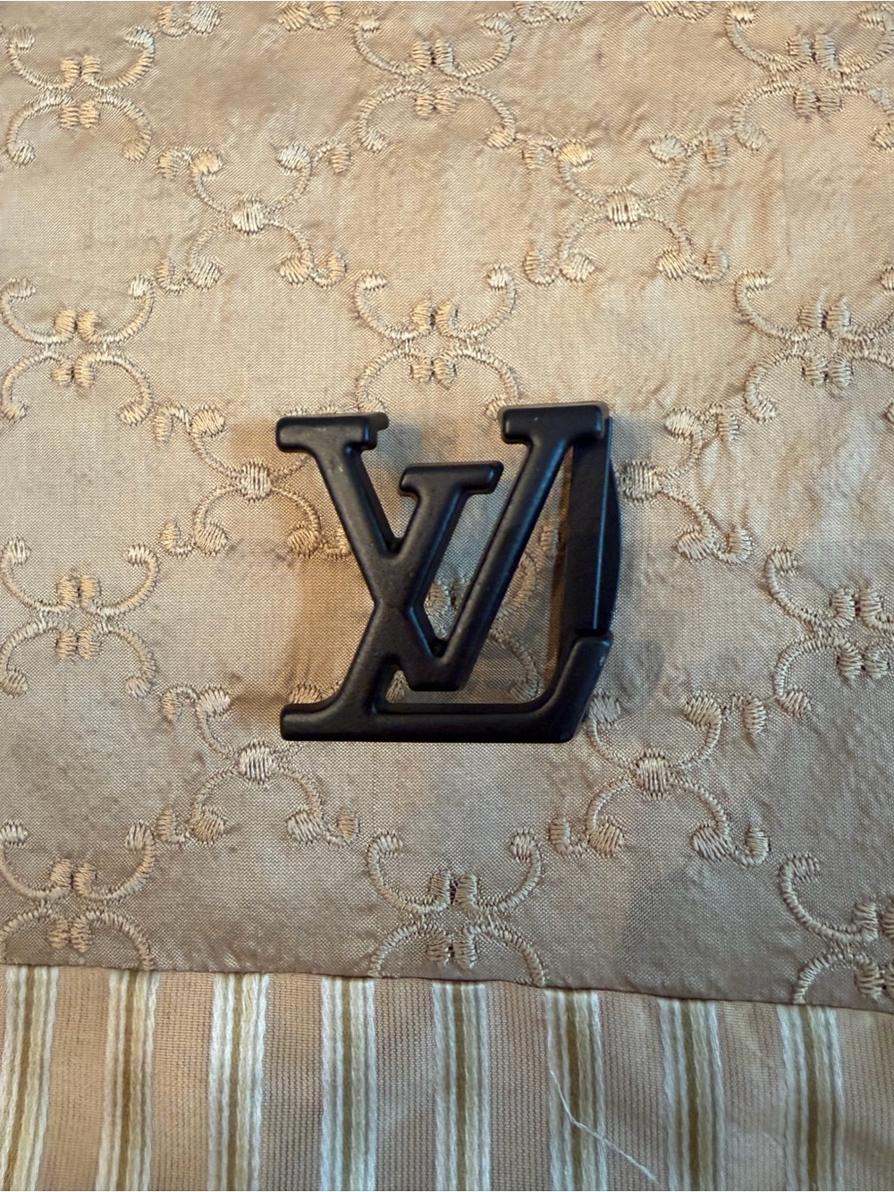 Louis Vuitton Belt Buckle. Good Condition